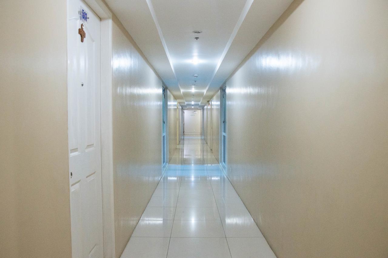 Reddoorz Plus @ Buendia Ave Makati Makati City Extérieur photo